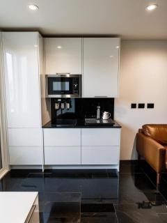 Stylish 5BR Home in the Heart of Spitalfields Walk to Brick Lane & Shoreditch - London - 6