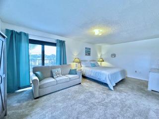 Ocean Breeze 204E - Pensacola - 1