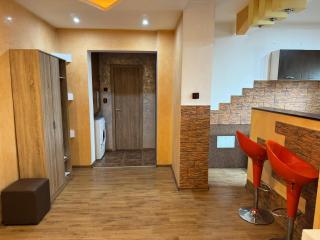 Central Lovely Apartment self check in - Craiova - 4