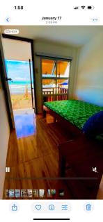 Nanay Azon's Beachfront Resort - Dingalan - 3