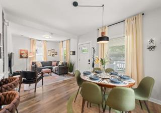 Renovated and Professionally Designed 3Bed Home - Euclid - 4