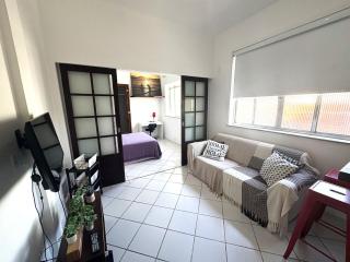 Studios confortáveis na URCA, perto Pão de Açucar, reformados, WI-FI, TV e ar condicionado SPLIT, pauloangerami MC103 - Rio de Janeiro - 0