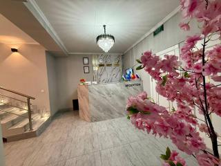 Luna Hotel - - 9