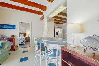 Bayside Bungalow - Dauphin Island - 1