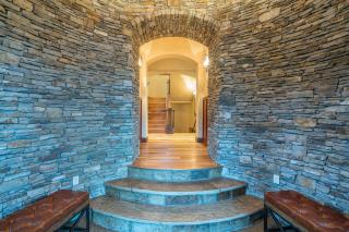 Two Trails by Exceptional Stays - 0