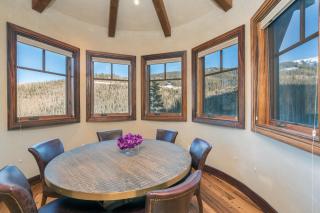 Two Trails by Exceptional Stays - 1