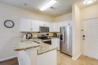 Ground-Floor Myrtle Beach Condo with Community Perks - Myrtle Beach - 2