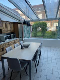 Luxe Stay Large Apartment with Garden and Garage in the center of Moorsele - Wevelgem - 9