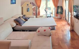 Club House Apartment with Garden and Pool - 1