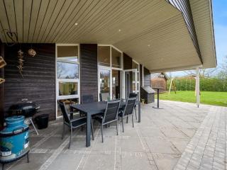 Holiday Home Gertrud - 950m to the inlet by Interhome - Tarm - 4