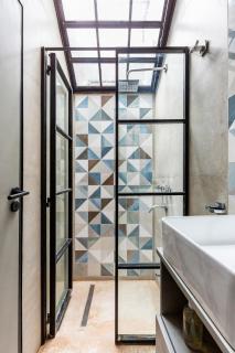 Industrial House in Mendoza with Jacuzzi - 8