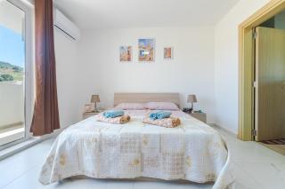 Brand New Spacious Apartment with Far Sea View - St Paul's Bay - 3