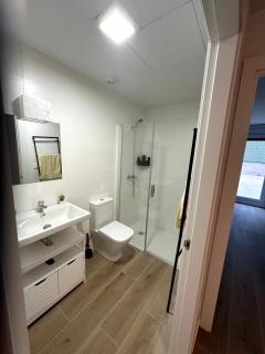 Apartamento con Terraza y Parking, para temporada, minimo un mes - Pasai San Pedro - 4