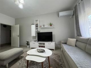 Modern apartment for rent in Tirana - Tirana - 0
