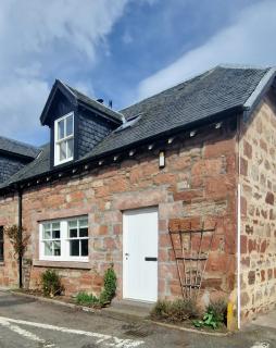 North Coast Property - Avoch Beach House - Luxury house with sea views - 0