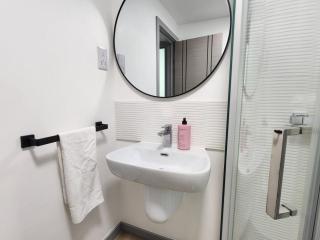 Lavender court - 1 Bed Stunning Flat- Parking,WiFi, New built - Kidlington - 4