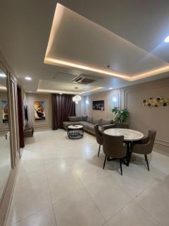 Beautiful 1bhk apartment in gold crest mall residency - Lahore - 7
