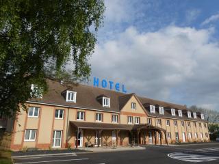 Brit Hotel Confort Alençon - 9