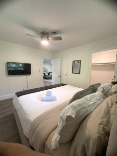 New Apt 2 Bed 2 Bath with Amazing PATIO - Fort Lauderdale - 5