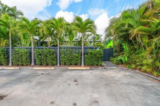 New Apt 2 Bed 2 Bath with Amazing PATIO - 2