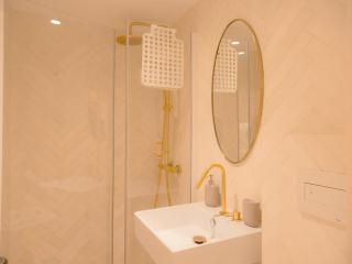Charming 1BR – Stylish & Cozy in Príncipe Real | By Airnest - Lissabon - 6
