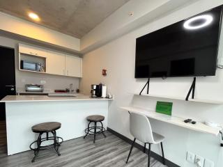 Modern Comfort with Stunning Views in San José - 3