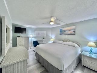 Holiday Surf and Racquet Unit 612 - Destin - 8