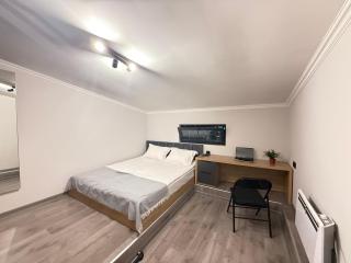 Republic Square Apartments - Ereván - 1