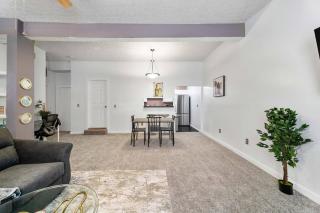 Cozy Condo On Collins- Walk to High St /Dtown /OSU - Columbus - 4