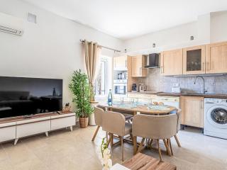 Apartment Hameau de Guerrevieille by Interhome - Grimaud - 0
