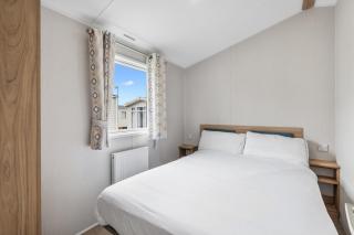 Beachside Bliss Family Retreat - Camber Sands Holiday Park - Camber - 6