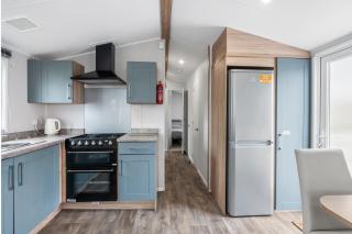 Beachside Bliss Family Retreat - Camber Sands Holiday Park - Camber - 2