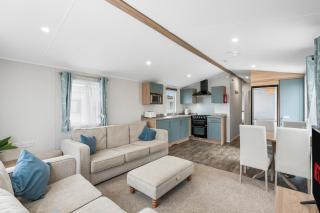 Beachside Bliss Family Retreat - Camber Sands Holiday Park - Camber - 1