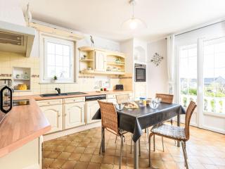 Holiday Home Martin by Interhome - Saint-Père Marc en Poulet - 7