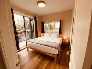 Haven On The Hill - Port Renfrew - 1