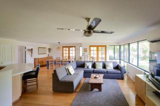 Relax to the Max - Pet Friendly Beach Retreat - Geographe - 1