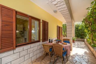 Apartments Gordan with garden, 3 min walk to the beach - Trogir - 1