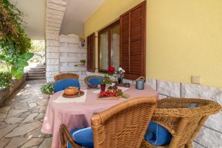 Apartments Gordan with garden, 3 min walk to the beach - 7