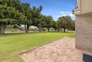 Welcome to Ocean Breeze Villa - Busselton - 1