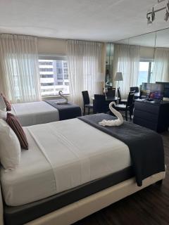 The Casablanca Miami Beach - 1