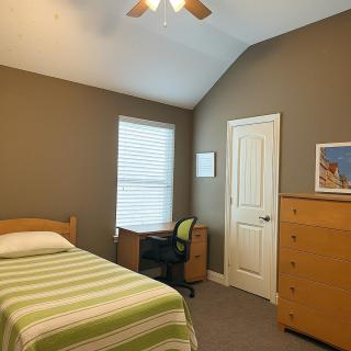 Spacious 4BR Home in Frisco Ideal for Long Stays - Frisco - 1