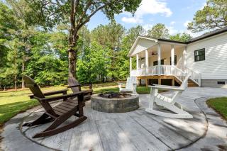 The Porch and Pines Cottage - Carthage - 9