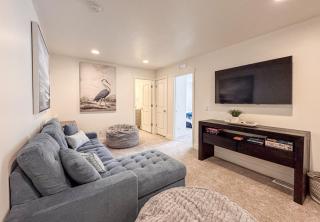 New Listing Blue Lake Haven - 7