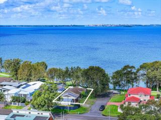 Lakeside Lodge - Karraganbah - 0