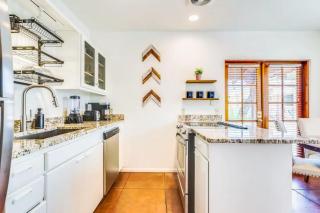 2BR Hideaway with Patio Springtime in Downtown - Tucson - 3