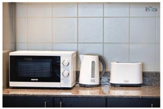 Luxury 71st FL1Br Spacious Skyline Private Balcony - 2