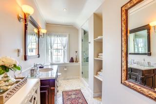 Historic French Consulate! Cap Hill Area, Walkable - 1