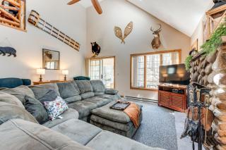 Access to Jack Frost Ski Resort Home with Hot Tub - White Haven - 9