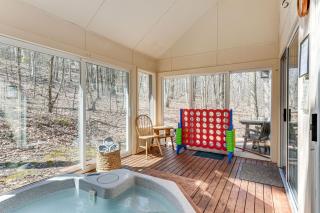 Access to Jack Frost Ski Resort Home with Hot Tub - White Haven - 4