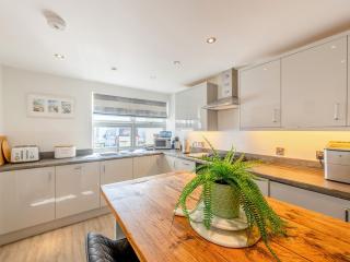 Oversands - Torquay - 3